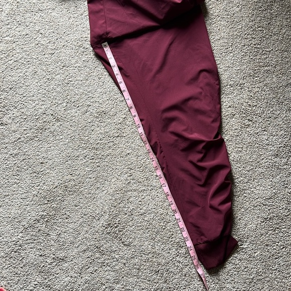 MARIKA Tyra Jogger Size Medium Pants Red/Wine Pockets Cuffed Ankles Drawstring - Picture 14 of 16